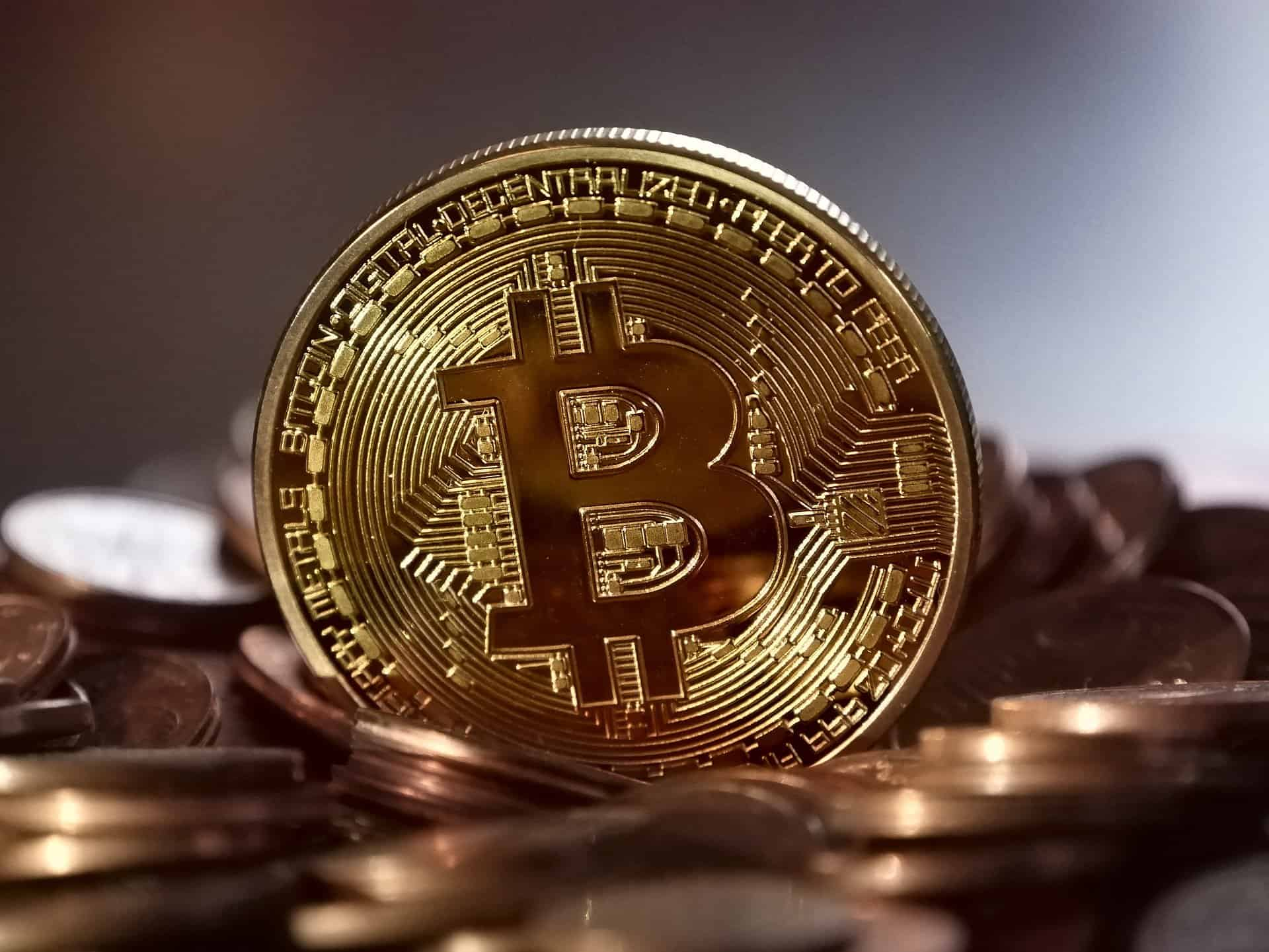 why invest in bitcoin